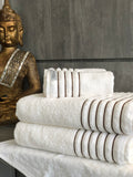 Toalha de Banho Gigante - Jogo de Toalha 2 banho 2 rosto 1 piso gramatura 500g/m² - Cor Off White- Coleção Essence