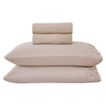 Jogo de Cama King Marfim 4 Peças Percal 300 Fios com Bordado Inglês