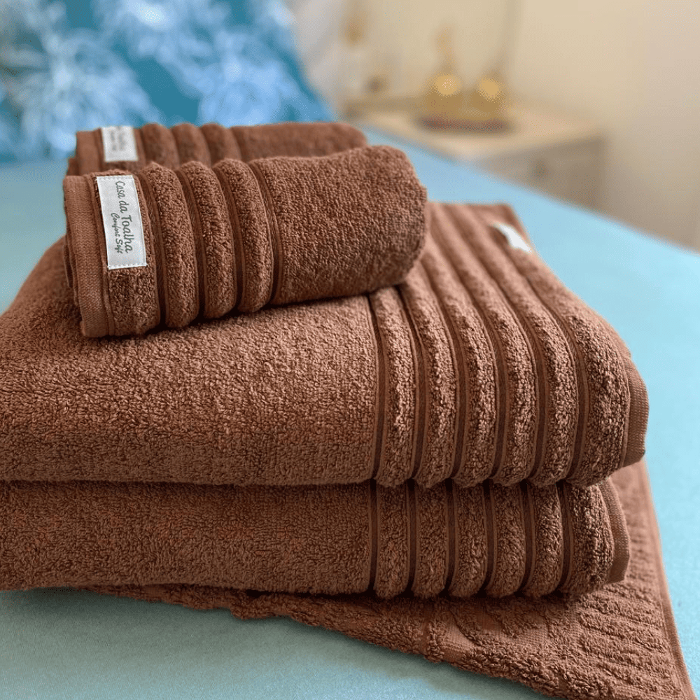 Toalha de Banho Gigante Jogo de Toalha 2 banho 2 rosto 1 piso gramatura 500g/m² - Essence