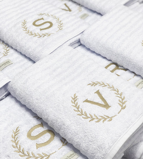 Toalha de Banho Personalizada com a Sua Inicial – Coleção Wave