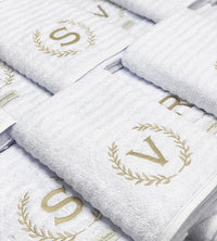 Toalha de Banho Personalizada com a Sua Inicial – Coleção Wave